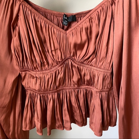 Lulus ‘Sophisticate’ Ruched Top - Picture 5 of 11